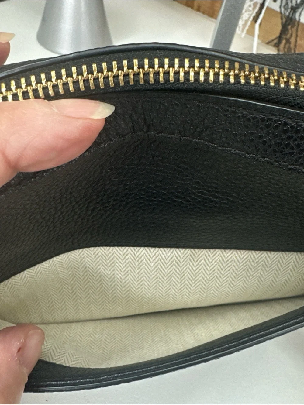 Tory Burch McGraw Crossbody tassle bag black pebbled leather Double T logo.